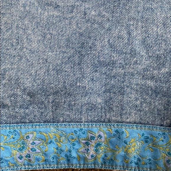 VINTAGE!! embroidered Billblass jean shorts - Picture 3 of 8